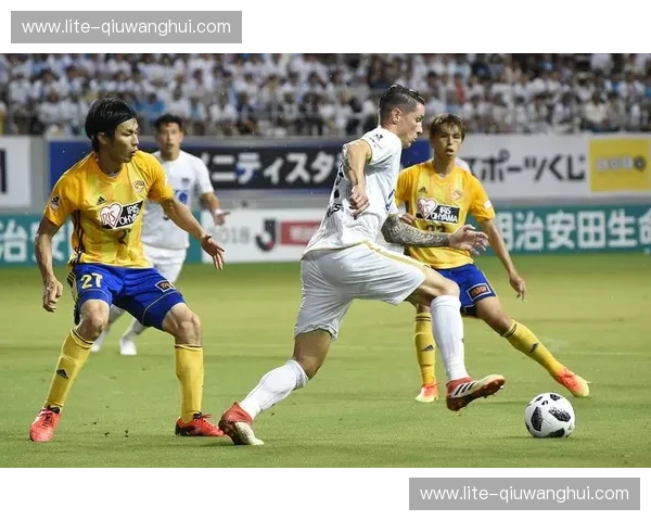 蓝武士的决战：东京FC与清水鼓动的绿茵传奇